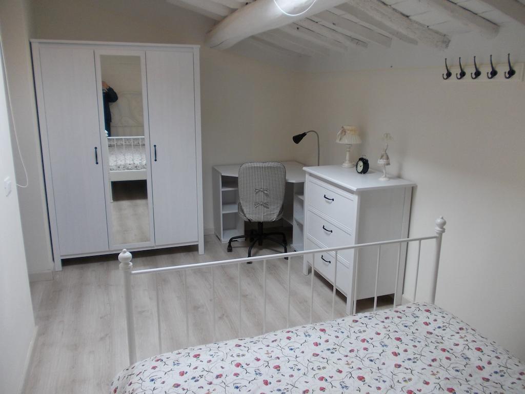 Appartamento Old England In Chianti Montespertoli Habitación foto